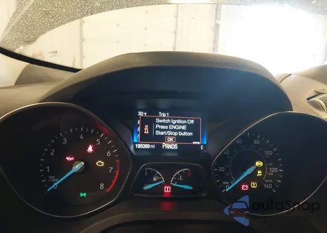 2017 Ford Escape Titanium из США, поврежденный, VIN 1FMCU0JD8HUE46142